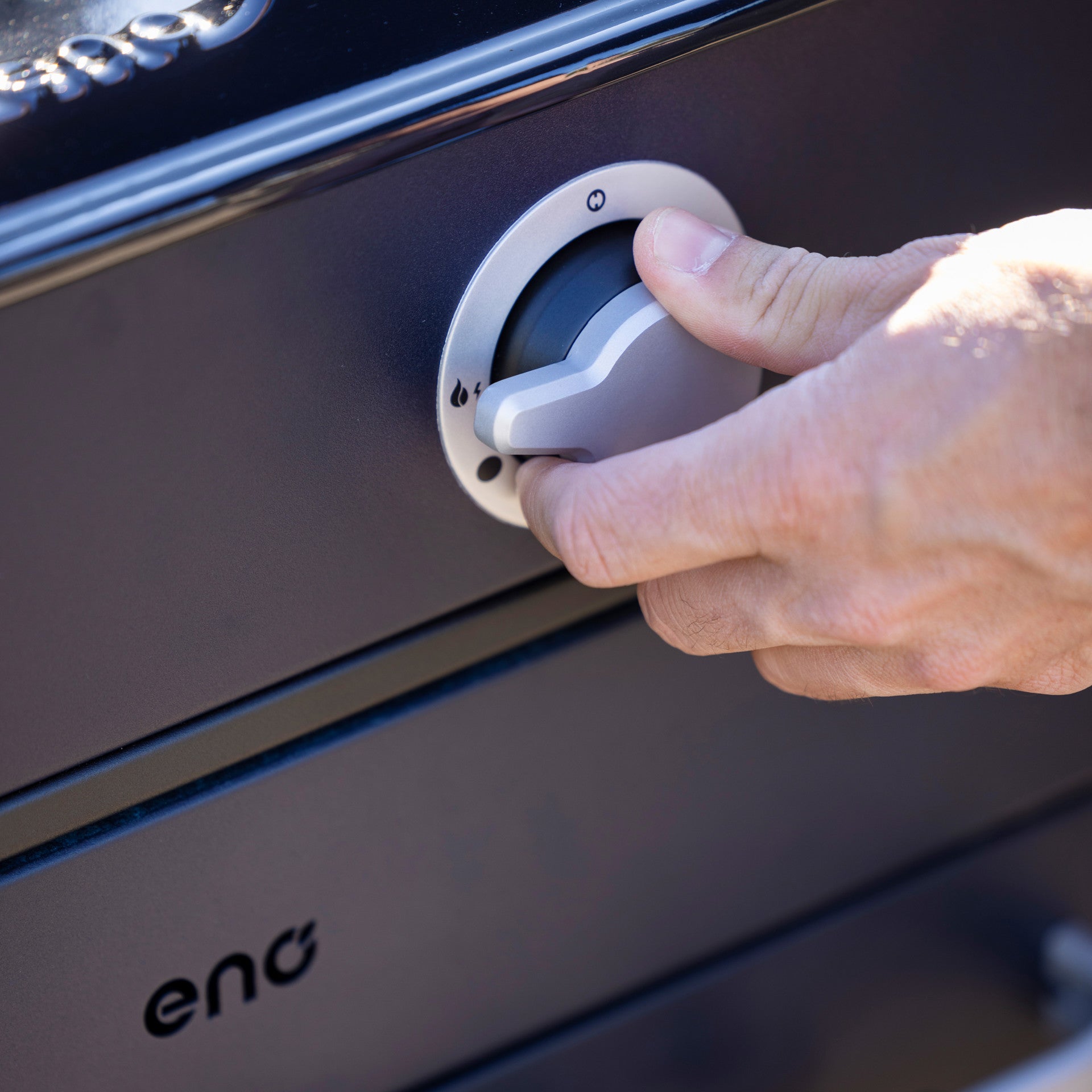 Eno - Ensemble Plancha 2 brûleurs avec couvercle ENOSIGN 65 - Bleu Navy - ENO - Ensemble plancha - - La Guilde Culinaire