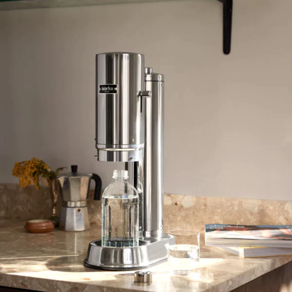 Machine à eau gazeuse avec bouteille en verre Carbonator Pro - Aarke - Machine à soda et eau gazeuse - - La Guilde Culinaire