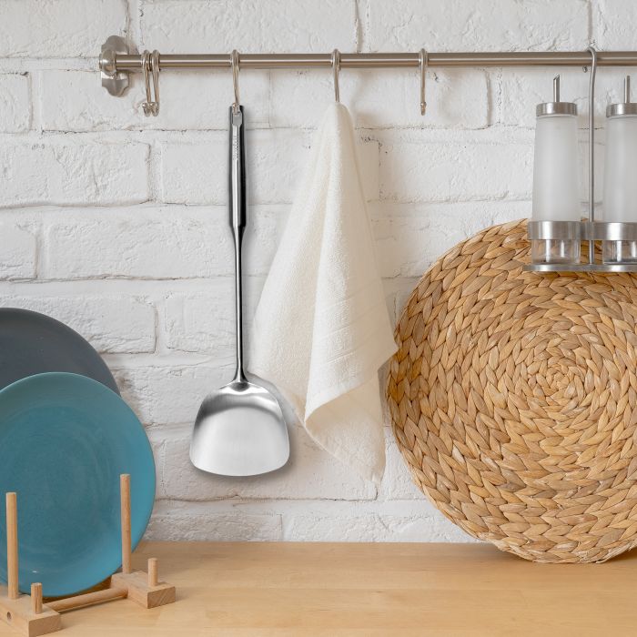 Spatule en acier inoxydable de style asiatique - Starfrit - Spatule à cuisine - - La Guilde Culinaire