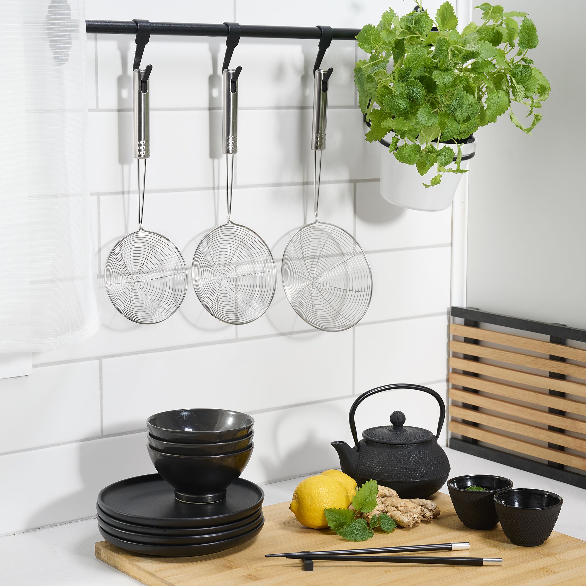 Ensemble de 3 passoires en acier inoxydable de style asiatique - Starfrit - Passoire et écumoire - - La Guilde Culinaire