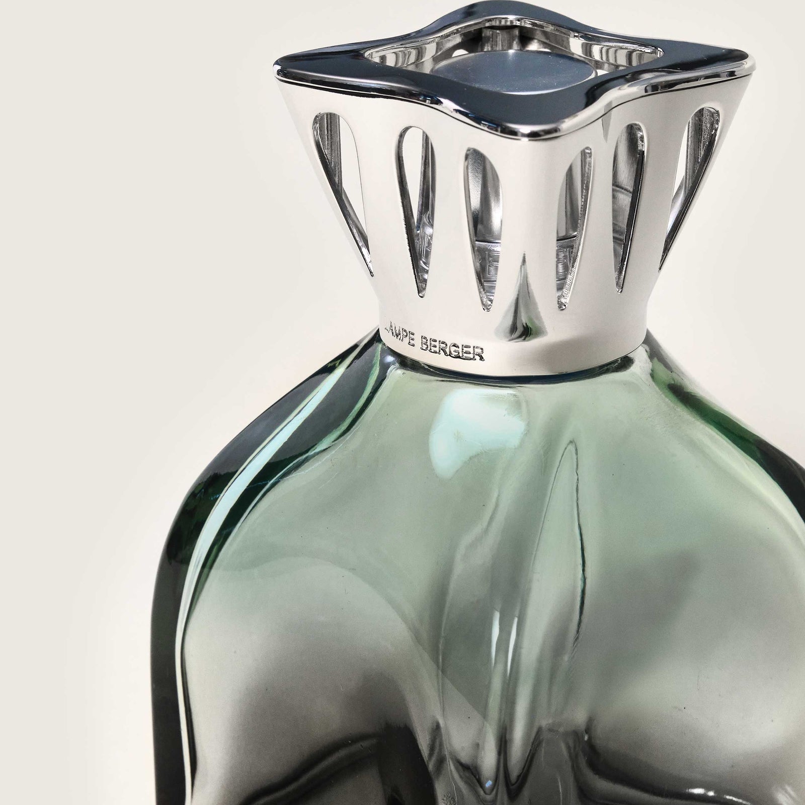 Lampe Berger - Lilly Vert * - Maison Berger Paris - Lampe Berger - - La Guilde Culinaire