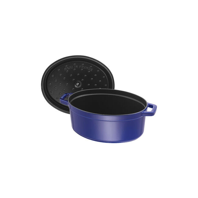 Cocotte ovale fonte et émail Bleu 31cm 5.5L - Staub - Cocotte - - La Guilde Culinaire