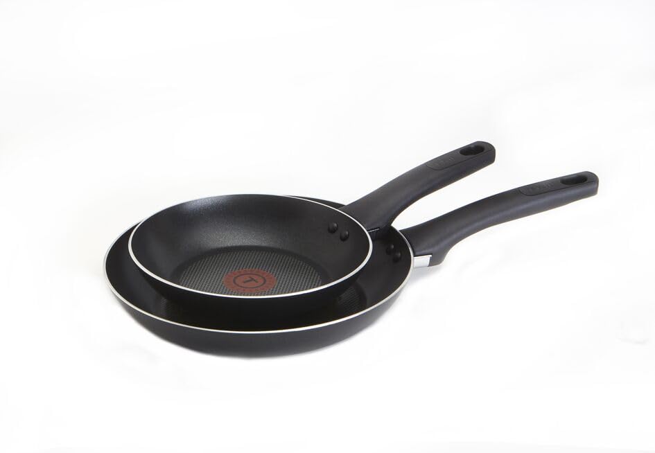 Poêle à frire antiadhésive T-fal Intuition, 2 pièces, Noire - T-fal - Poêle - - La Guilde Culinaire