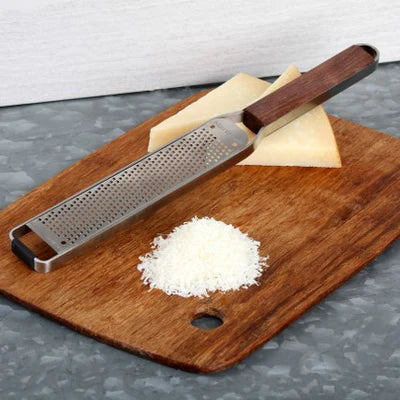 Zesteur-Râpe - Master Série manche en Noyer, Microplane - Microplane - Râpe et zesteur - - La Guilde Culinaire