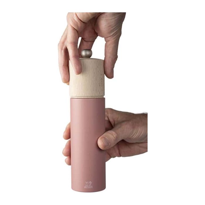 Moulin à poivre manuel en bois, 21cm - 8" - Peugeot - Moulin à poivre - - La Guilde Culinaire