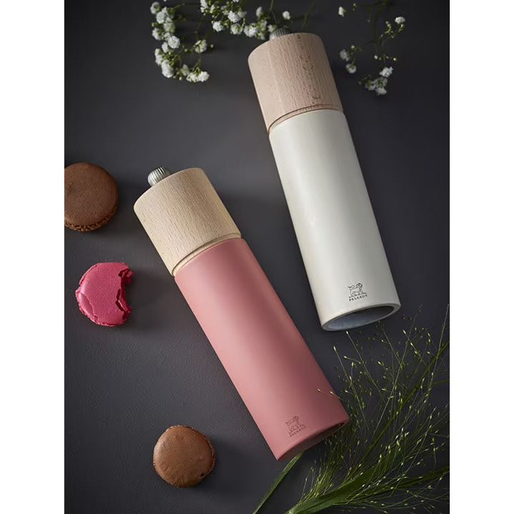 Moulin à poivre manuel en bois, 21cm - 8" - Peugeot - Moulin à poivre - - La Guilde Culinaire