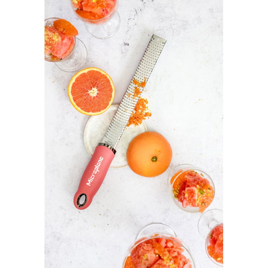 Zesteur-Râpe - Série Premium Classic (Rose à lèvres), Microplane - Microplane - Râpe et zesteur - - La Guilde Culinaire