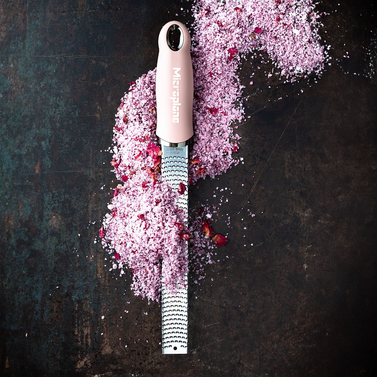 Zesteur-Râpe - Série Premium Classic (Bouton de Rose), Microplane - Microplane - Râpe et zesteur - - La Guilde Culinaire