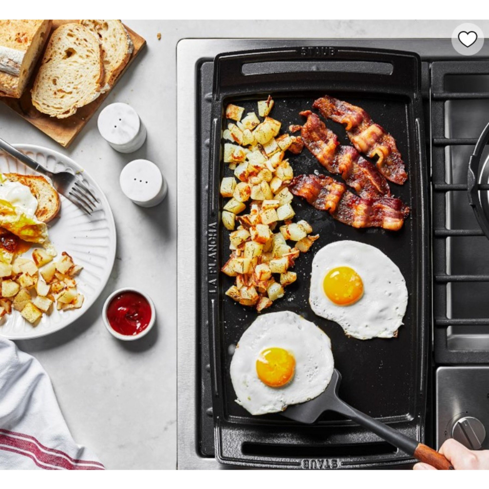 Plancha en fonte 48 cm x 25 cm - Staub - Plancha en fonte - - La Guilde Culinaire