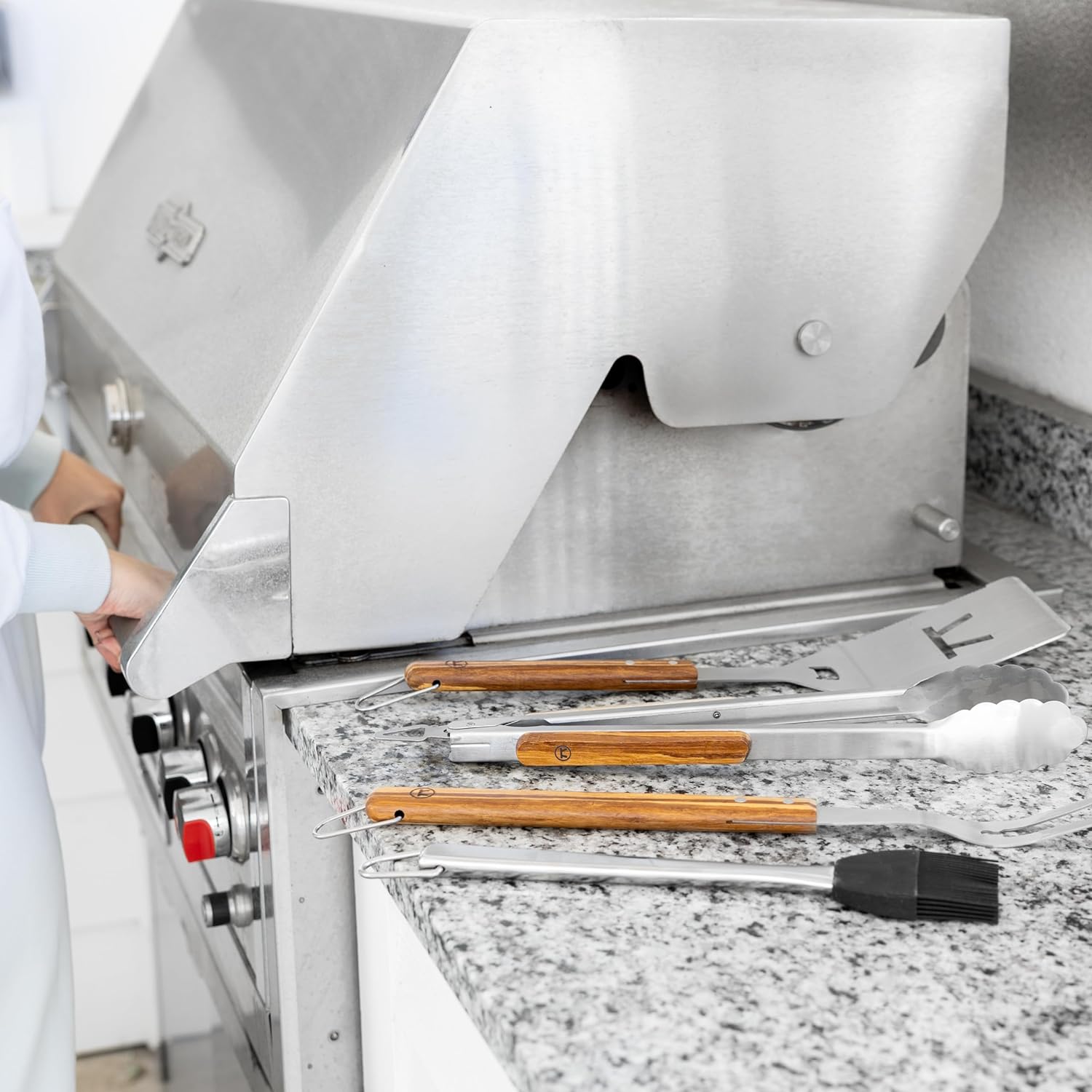 Ensemble d'outils en bambou à motif tigré, 4 pièces - Outset - Accessoire pour BBQ - - La Guilde Culinaire