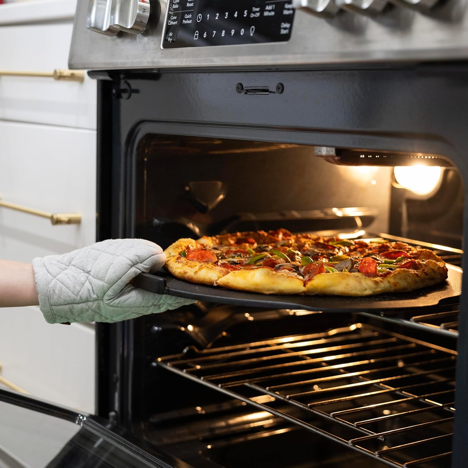 Poêle à pizza en fonte pour four et grill - Outset - Poêle à pizza - - La Guilde Culinaire