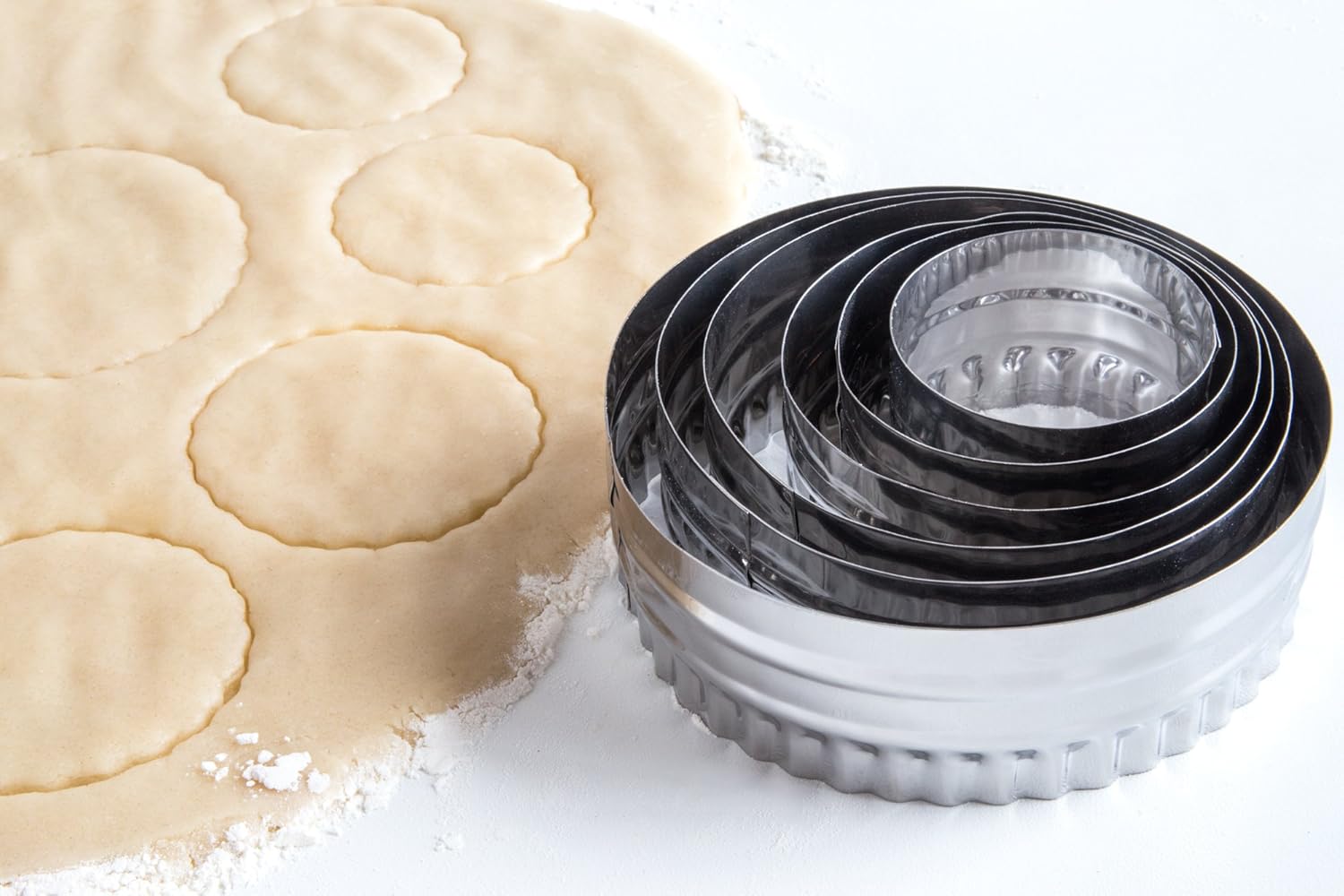 Set d'emporte-pièces ronds unis et froissés double face, 6 pcs - Fox Run - Emporte-pièce - - La Guilde Culinaire