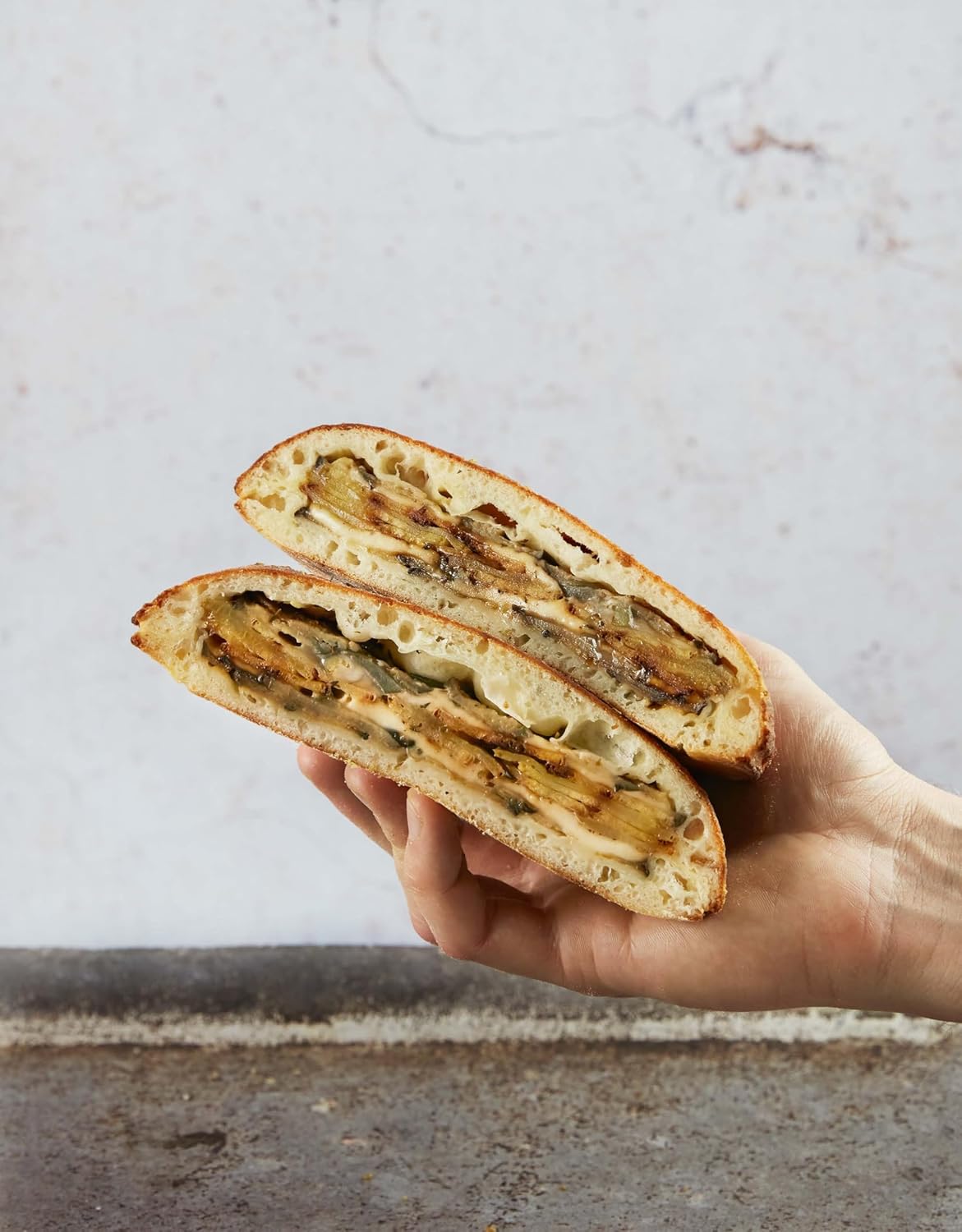 Tout en croûte - Albin Michel Ed. - Livre de cuisine - - La Guilde Culinaire