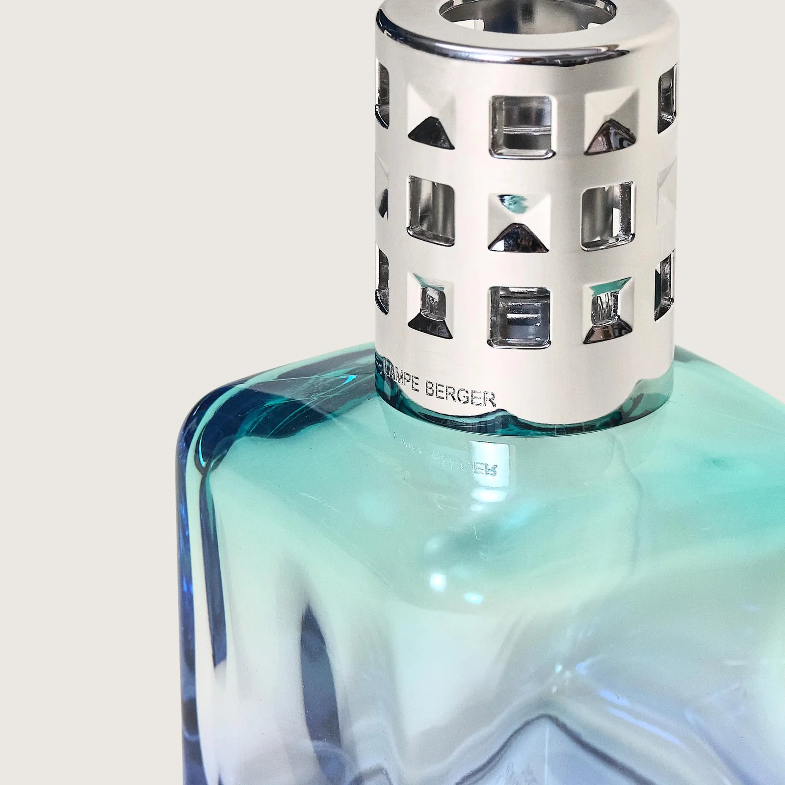 Coffret lampe Berger Glaçon Turquoise-bleue - Maison Berger Paris - Coffret Lampe Berger - - La Guilde Culinaire