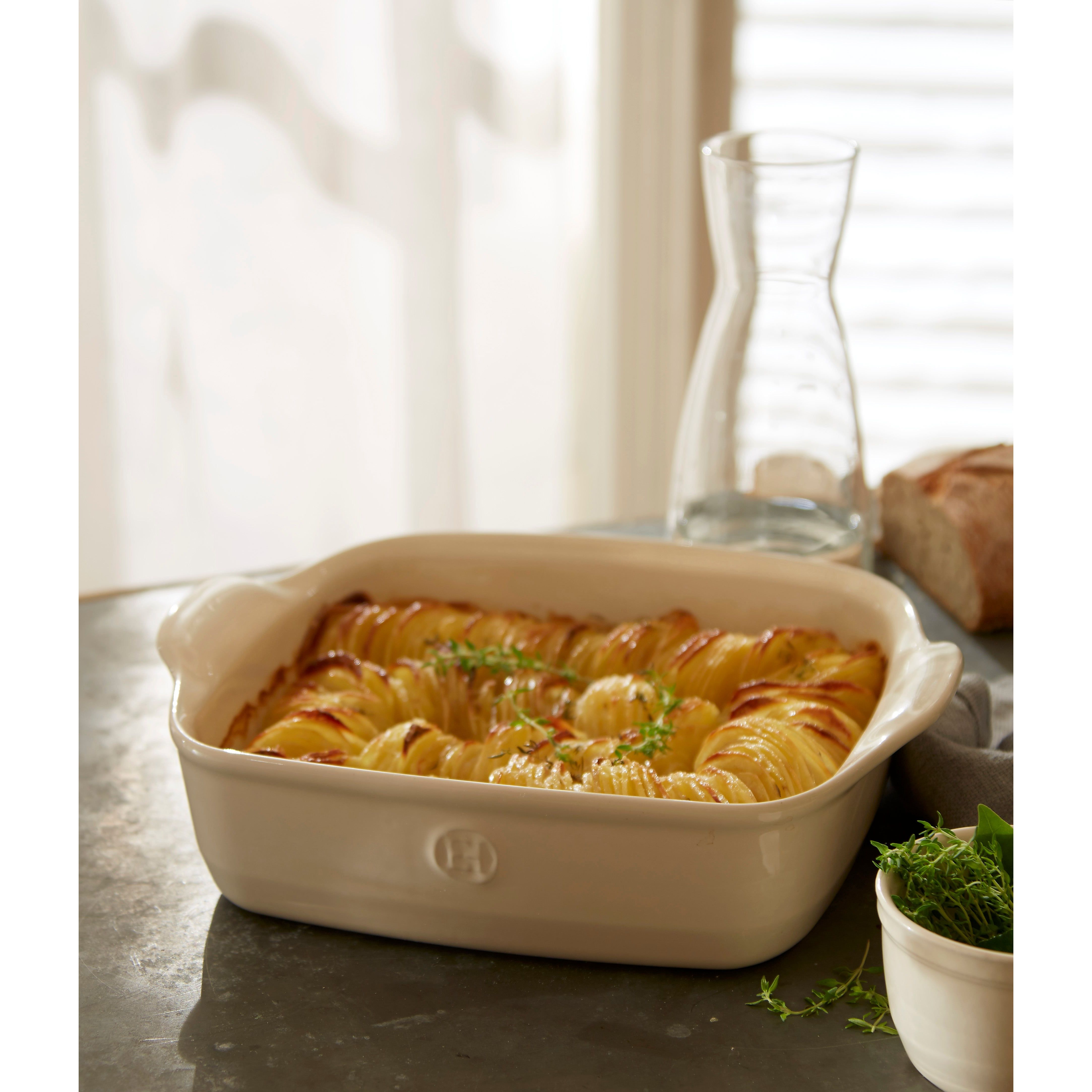 Plat à Four Carré 28 x 24 cm 1.8L - Emile Henry - Emile Henry - Plat de cuisson - - La Guilde Culinaire