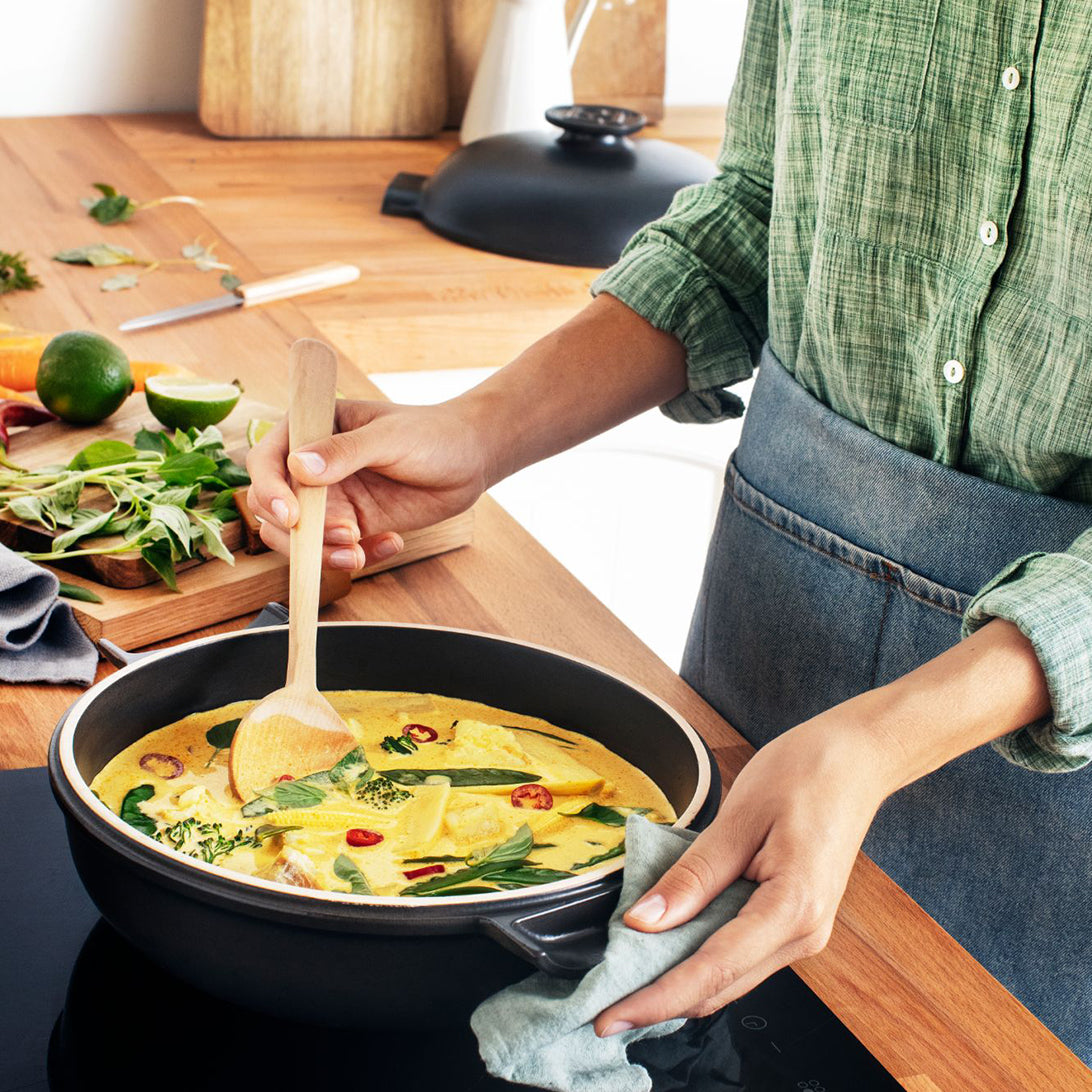 Sauteuse 'Delight' 2.5L - Emile Henry - Emile Henry - Cocotte - - La Guilde Culinaire