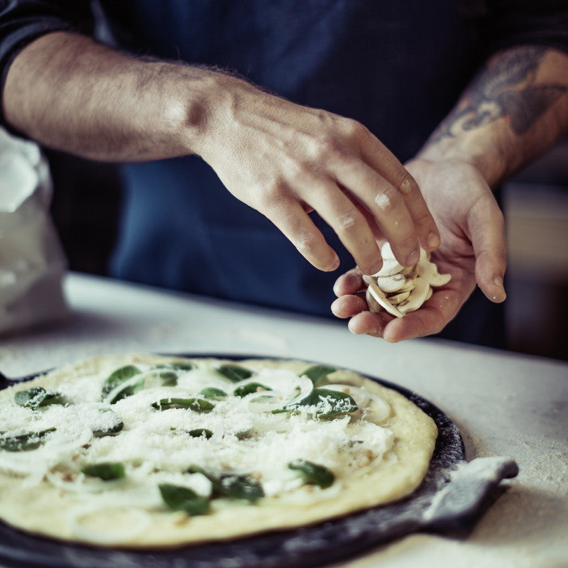 Pizza Stone Lisse 36 cm - Emile Henry - Emile Henry - Pierre à pizza - - La Guilde Culinaire
