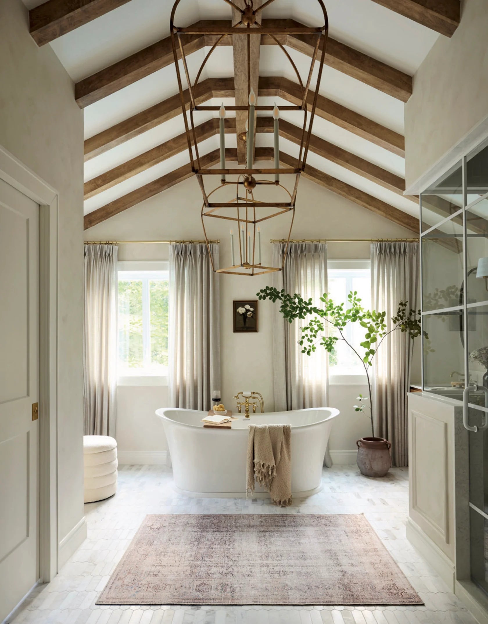 À la maison : Intérieurs intemporels et élégants - Cardinal Ed. - Livre de cuisine - - La Guilde Culinaire