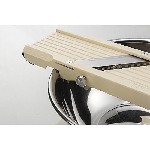 Mandoline Japonaise Benriner - 64mm - Benriner - Mandoline - - La Guilde Culinaire