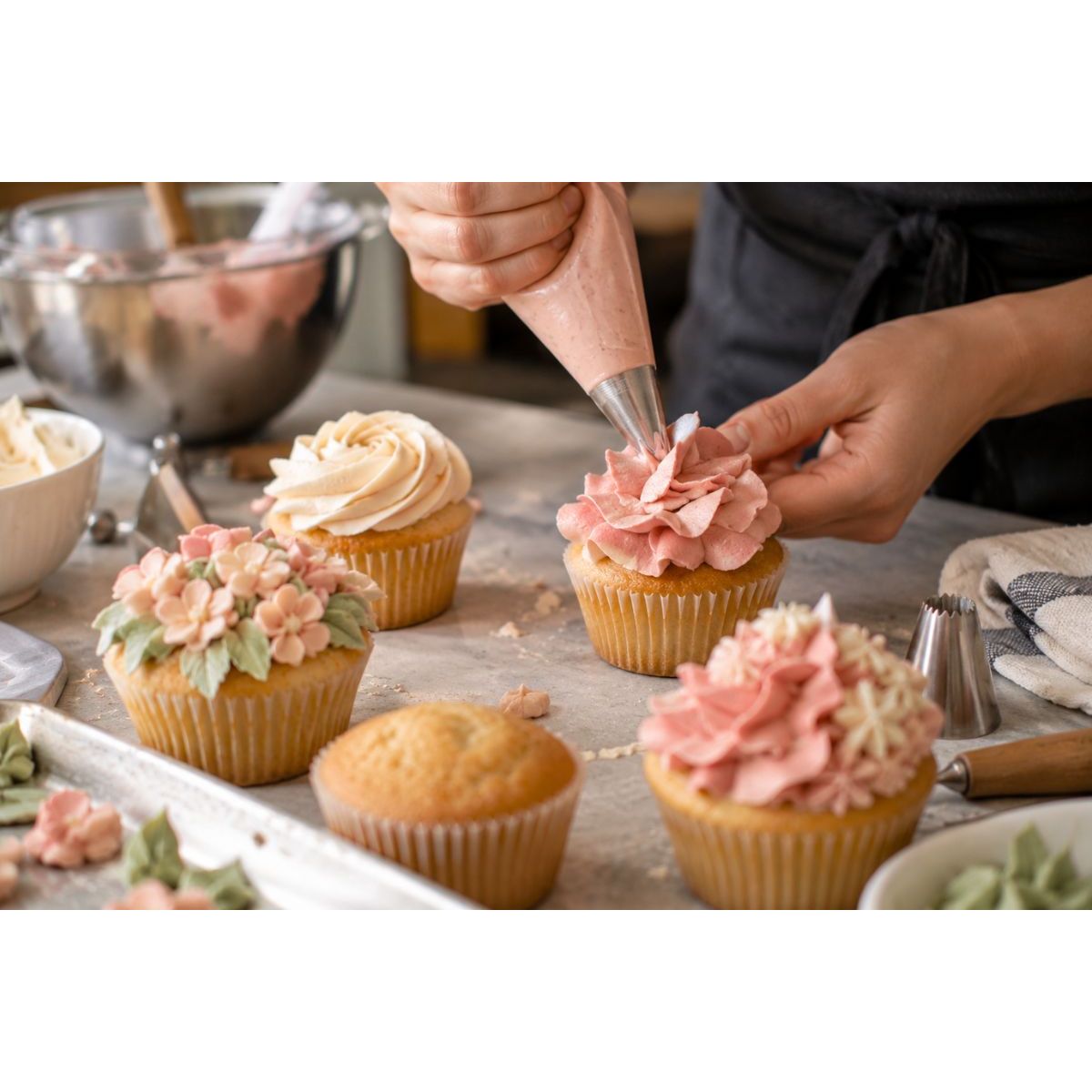 DÉCORATION DE GÂTEAU - CUPCAKE - La Guilde Culinaire - Cours - Cours de cuisine - - La Guilde Culinaire