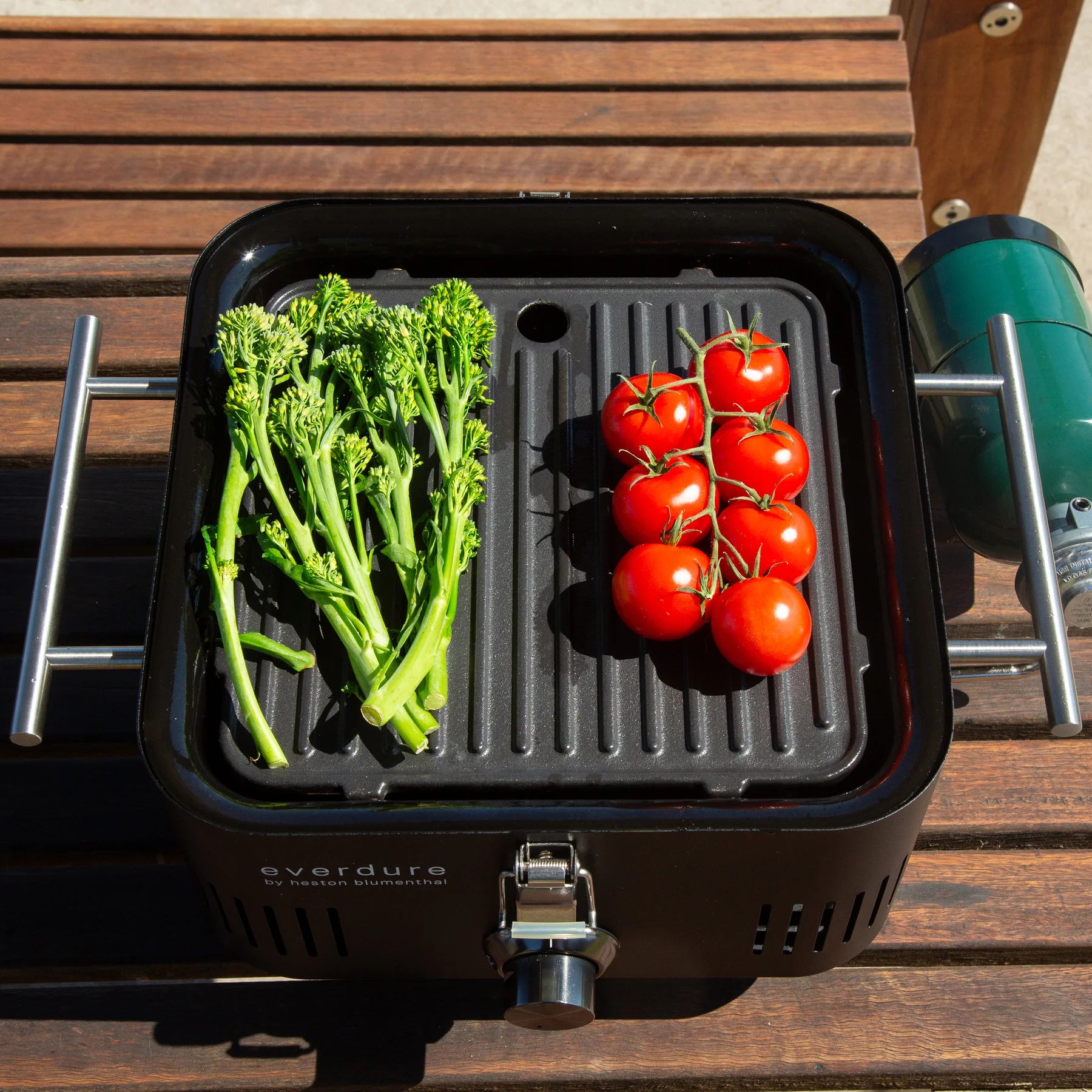 Plaque de cuisson Everdure pour barbecue à gaz portable Cube Proflame 360 - Everdure - Accessoire pour BBQ - - La Guilde Culinaire