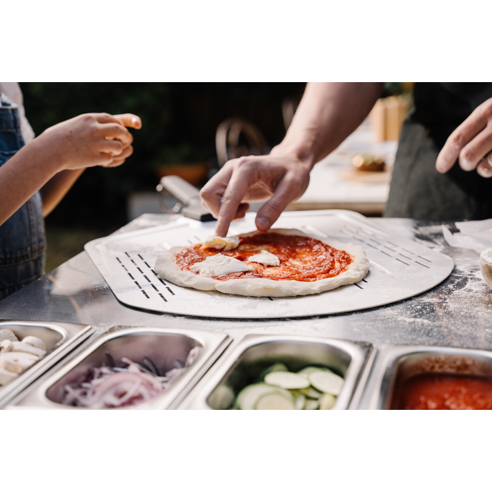 Pelle à pizza perforée en aluminium - Everdure ! - Everdure - Pelle à pizza - - La Guilde Culinaire