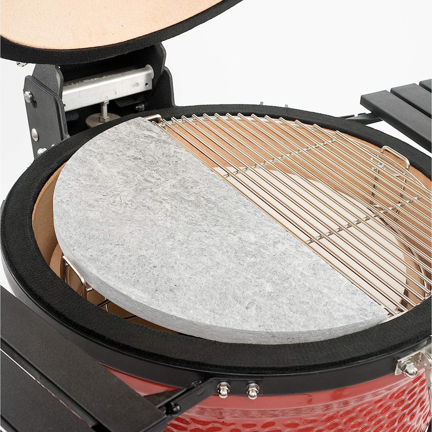 Pierre à savon en demi-lune - KamadoJoe - Kamado Joe - Pierre à savon - - La Guilde Culinaire