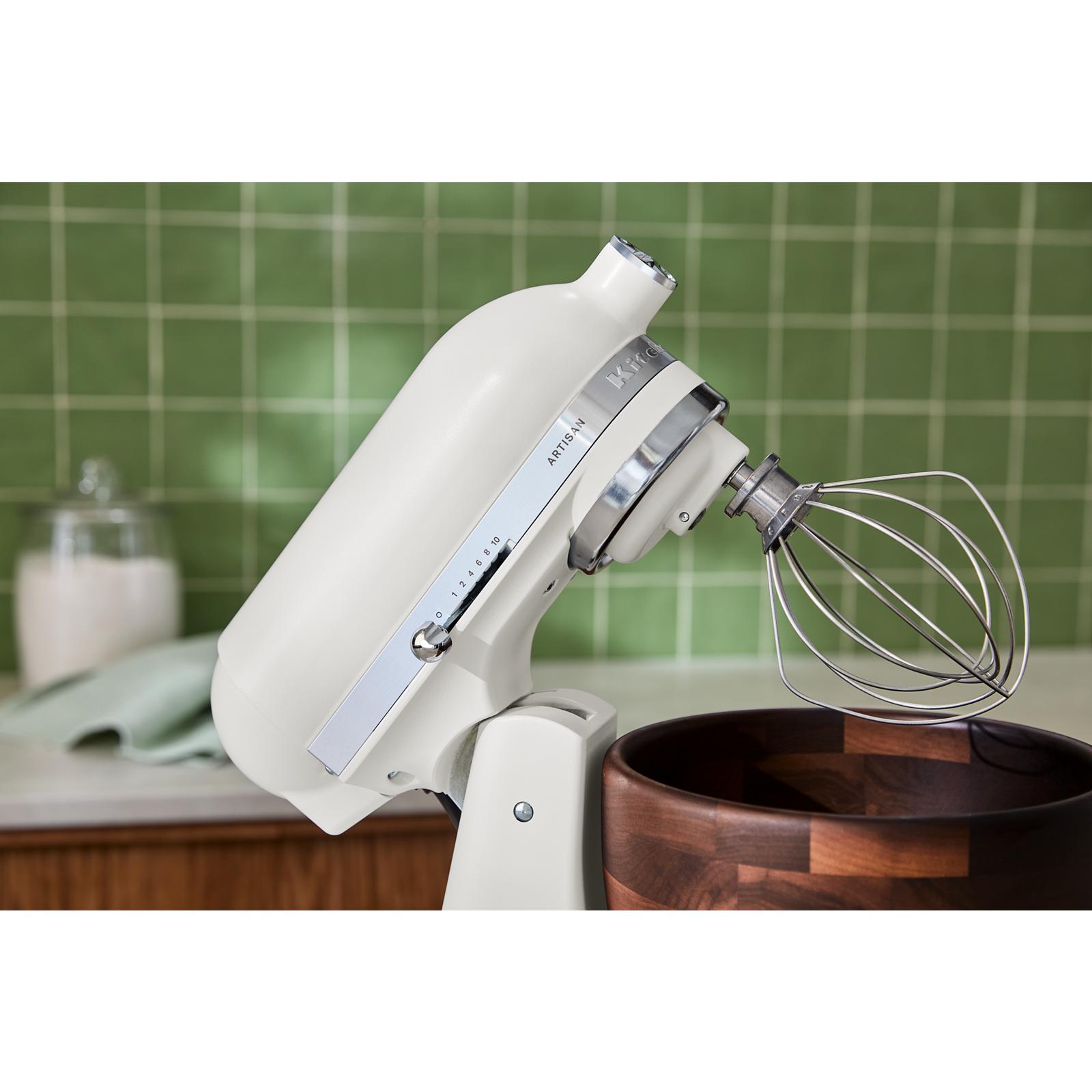 Batteur sur socle à tête inclinable de la série Artisan KitchenAid de 5 pintes avec bol en bois de noyer - Kitchenaid - Batteur sur socle - - La Guilde Culinaire