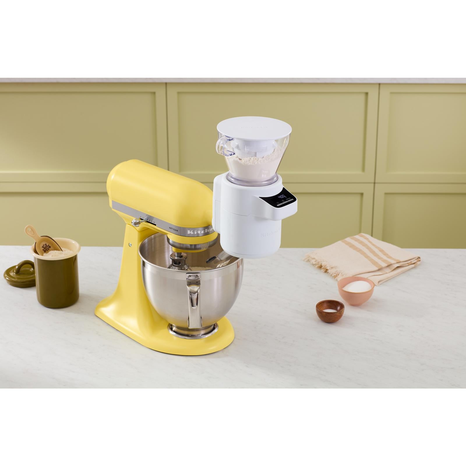 Batteur sur socle KitchenAid 4.7 L (5 pintes) la couleur de l’année 2025 - Beurre - Kitchenaid - Batteur sur socle - - La Guilde Culinaire