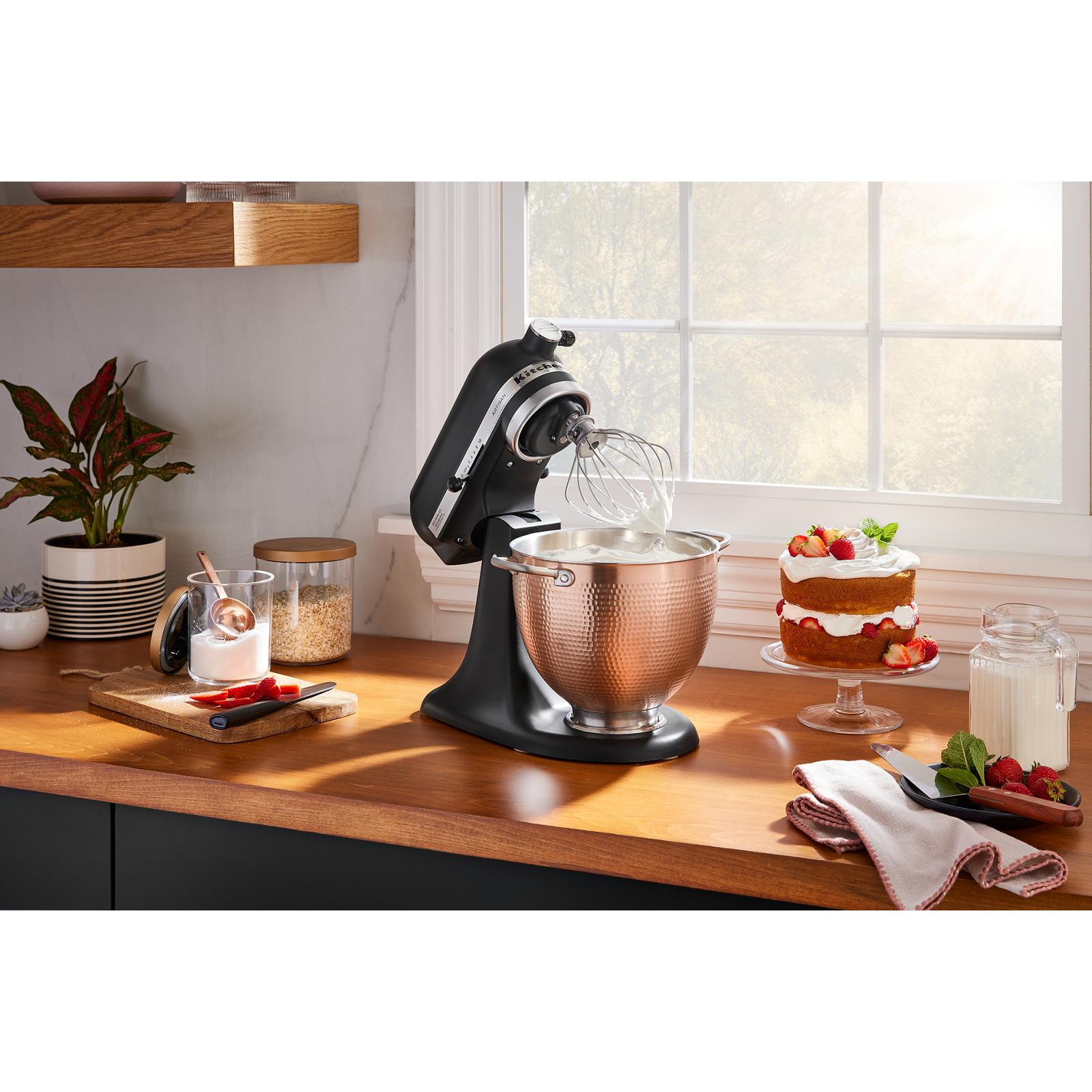 Bol en cuivre martelé de 5 pintes, KitchenAid - Kitchenaid - Bol batteur sur socle - - La Guilde Culinaire