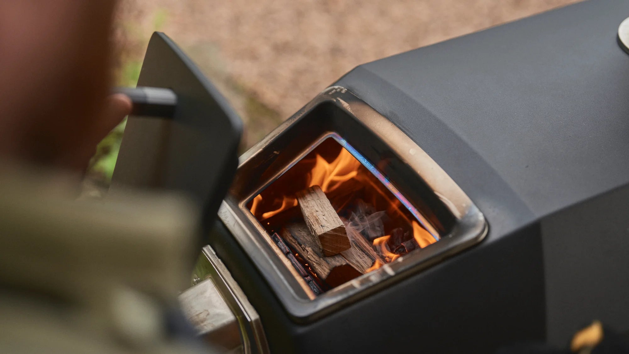 Karu 2 Pro - Four à pizza extérieur multi-combustible 17 po - 2ème Génération - Ooni - Four à pizza - - La Guilde Culinaire