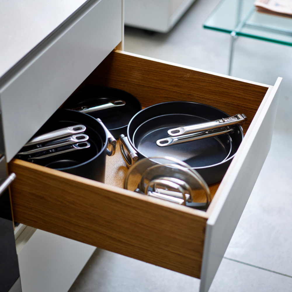 Space - Poêle antiadhésive en céramique poignée pliante 24 cm - Joseph Joseph - Poêle - - La Guilde Culinaire