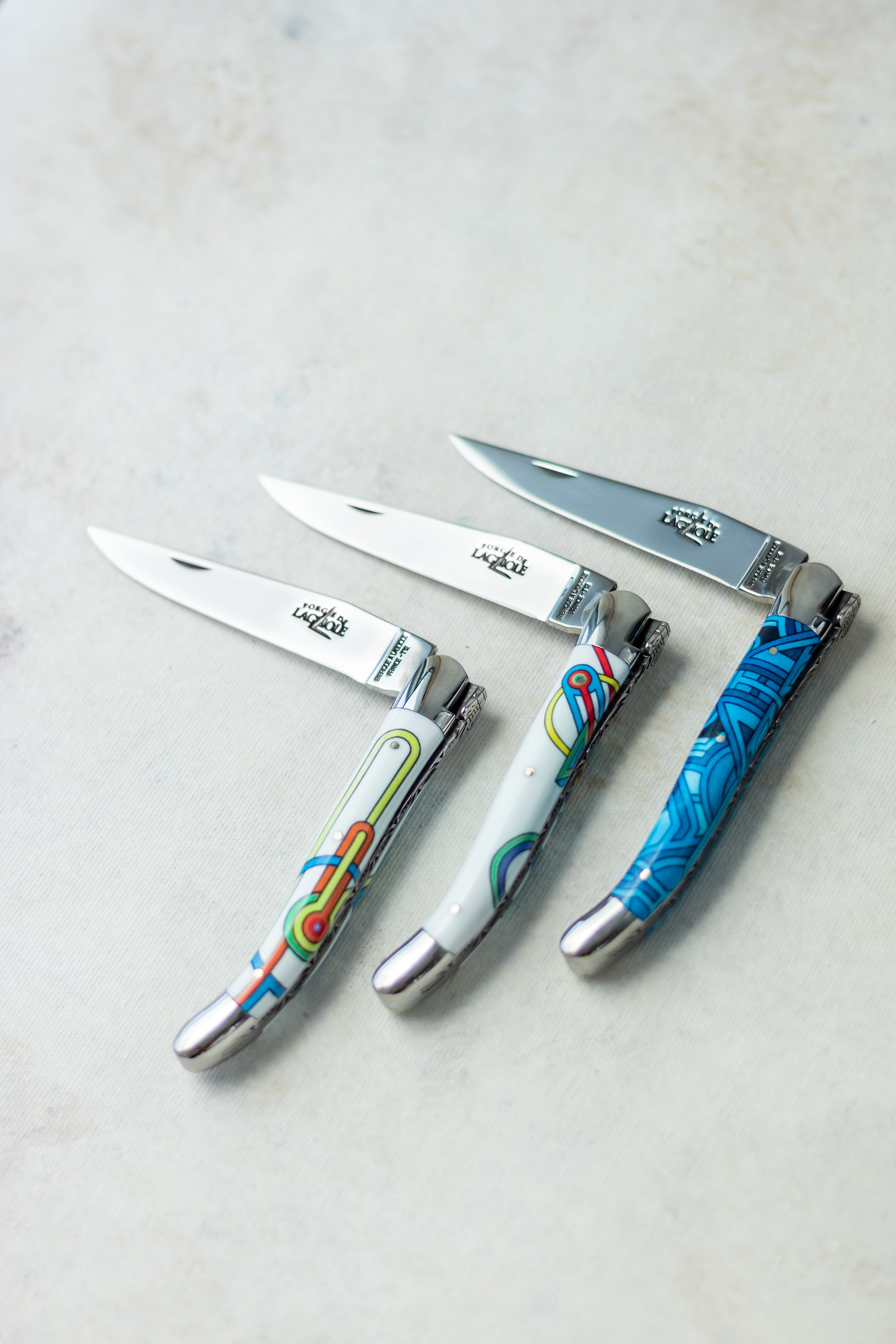 Couteau pliant 11 cm, mitres inox brillant, Seize Happywallmaker – Laguiole - Laguiole - Couteau de poche - - La Guilde Culinaire