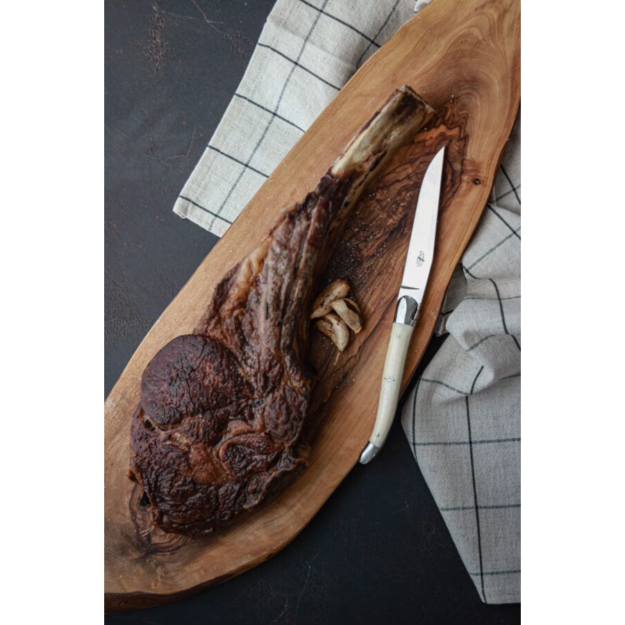 Coffret de 6 couteaux de table, mitre inox brillant, Pointe de corne claire – Laguiole - Laguiole - Couteau à steak - - La Guilde Culinaire