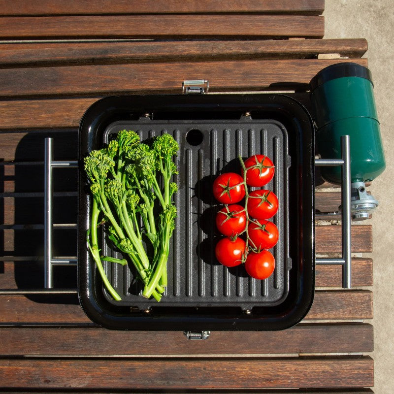 Barbecue à gaz portable Everdure Cube Proflame 360 avec hotte de cuisson – Noir mat - Everdure - BBQ - - La Guilde Culinaire