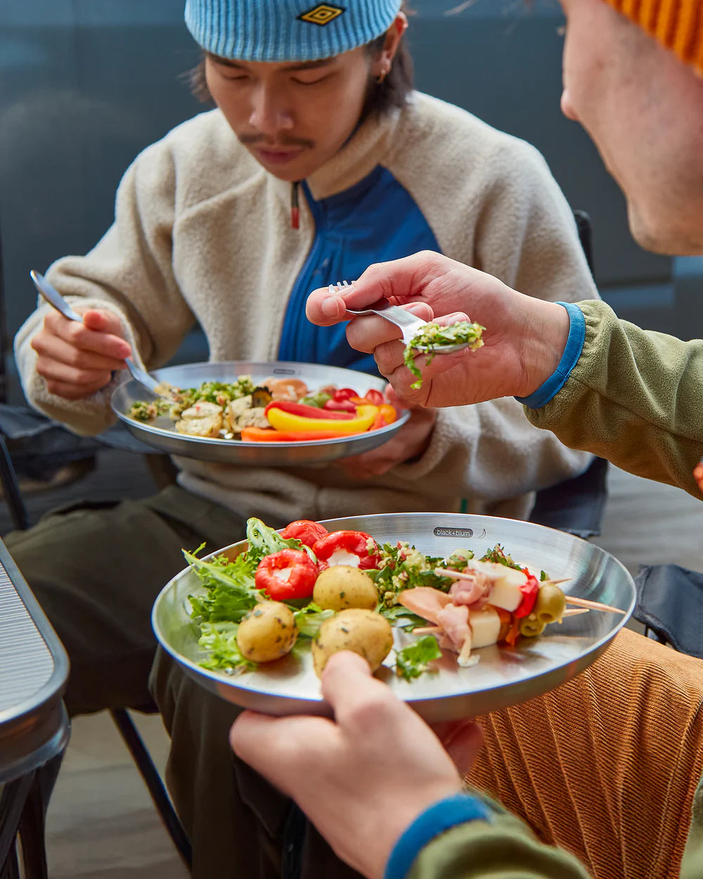 Set d'assiettes en inox - Black + Blum London - Boîte à repas - - La Guilde Culinaire