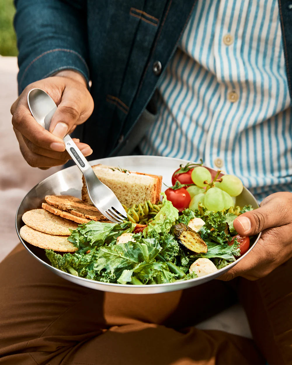 Set d'assiettes en inox - Black + Blum London - Boîte à repas - - La Guilde Culinaire