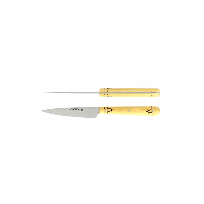 Paring knife with wood handle