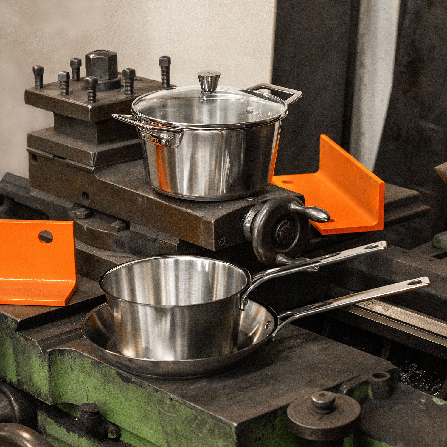 Faitout inox brossé avec couvercle Cristel - Collection 1826 - Cristel - Marmite - - La Guilde Culinaire