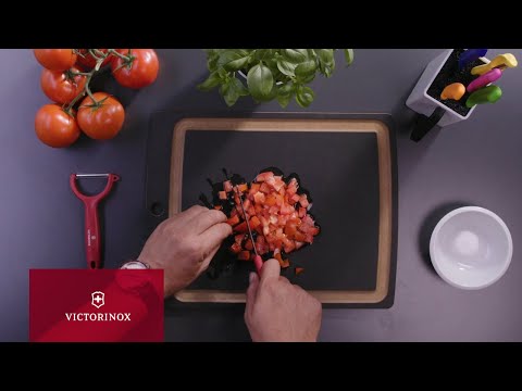 Couteau à tomates et de table Swiss Classic 11 cm - 4.5 po - Victorinox - Couteau d'office - - La Guilde Culinaire