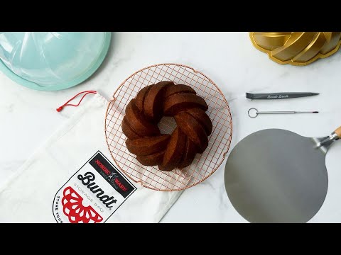 Moule à gâteau Bundt torsadé Gold - Nordic Ware - Moule à gâteaux - - La Guilde Culinaire
