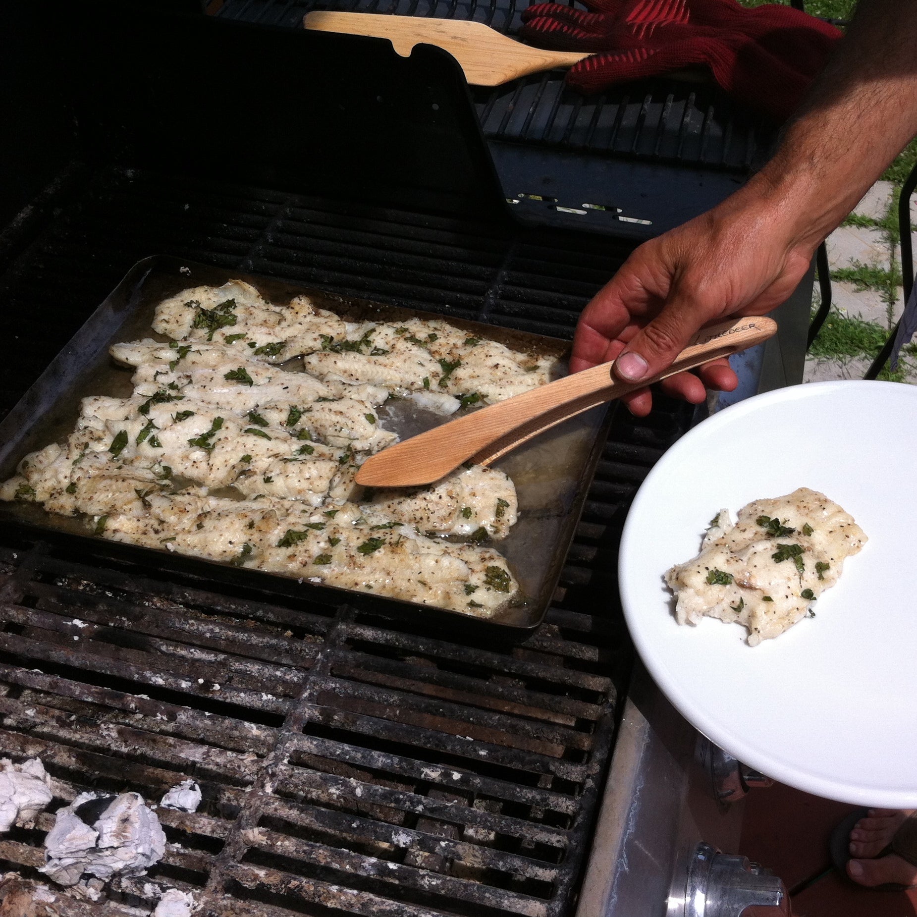 Cueilletout (Universel) - Littledeer - Pince de service - - La Guilde Culinaire