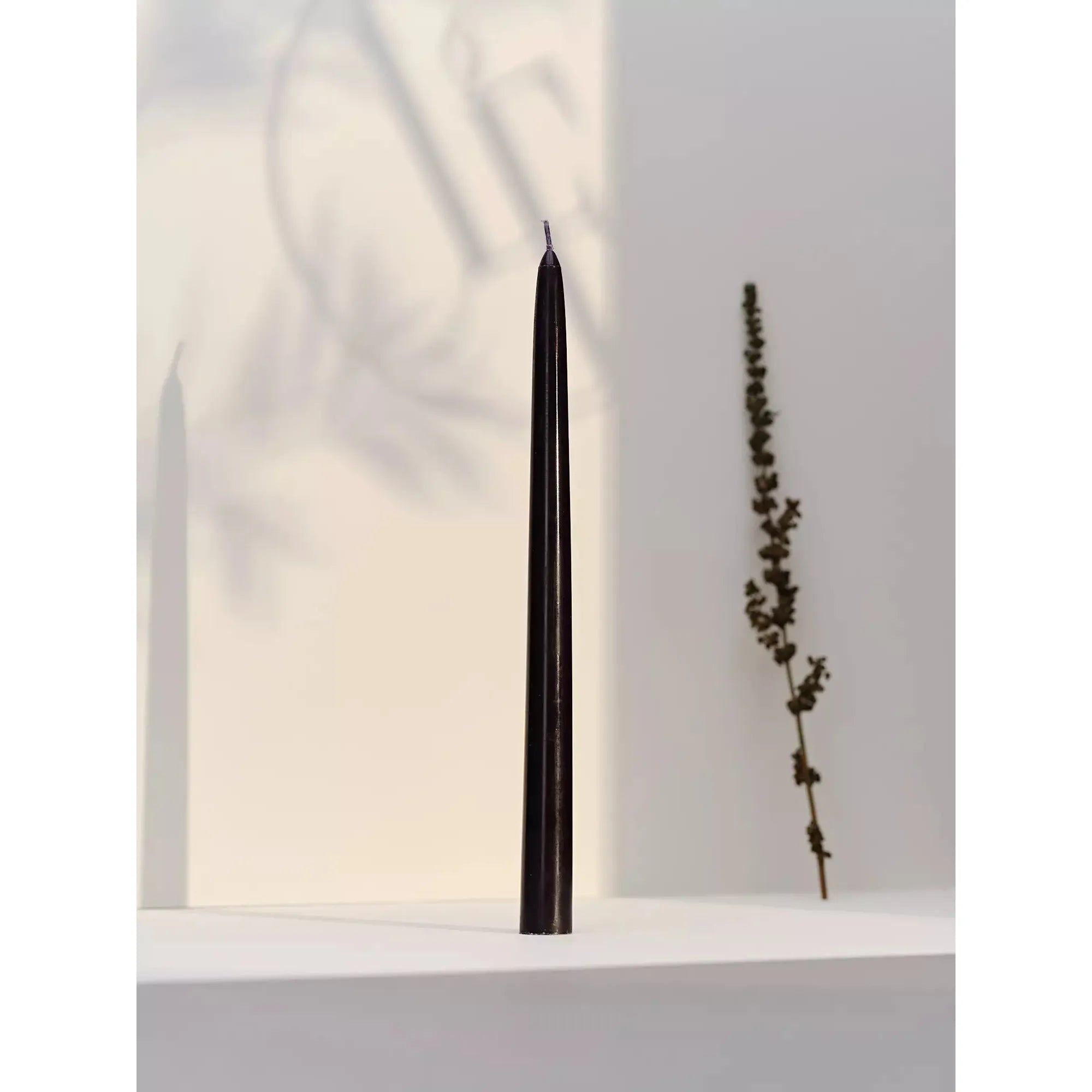 Bougies flambeau 8h Noir Intemporel - pqt 12 ! - Bougies La Française - Chandelle - - La Guilde Culinaire