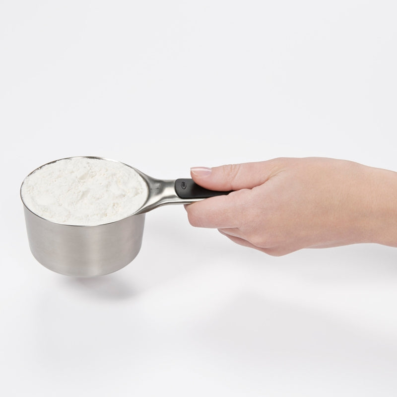 Tasses à mesurer - OXO - Tasse & Cuillère à mesurer - - La Guilde Culinaire