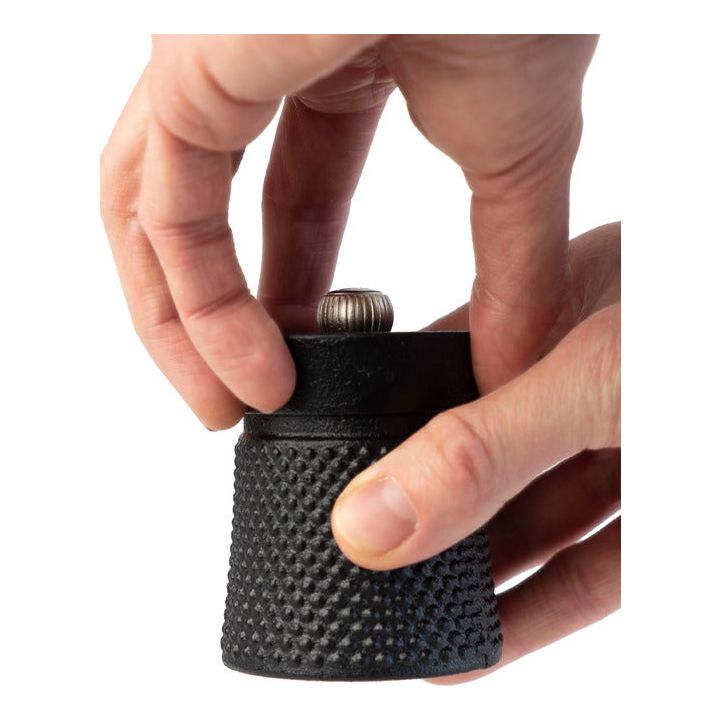 Moulin à Poivre manuel en fonte noir 8cm-8'' - Peugeot - Peugeot - Moulin à poivre - - La Guilde Culinaire