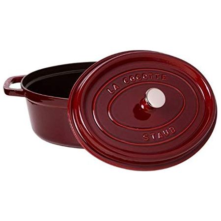 Cocotte ovale fonte et émail Grenadine 12'' 31cm 5.5L - Staub - Cocotte - - La Guilde Culinaire