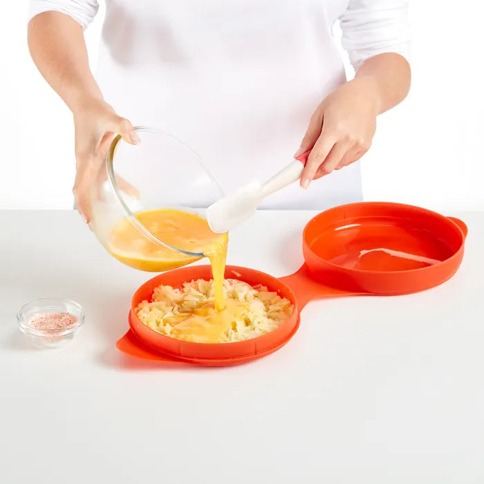 Moule à omelette Espagnol en silicone (Rouge) - Lékué - Cuiseur à oeufs - - La Guilde Culinaire