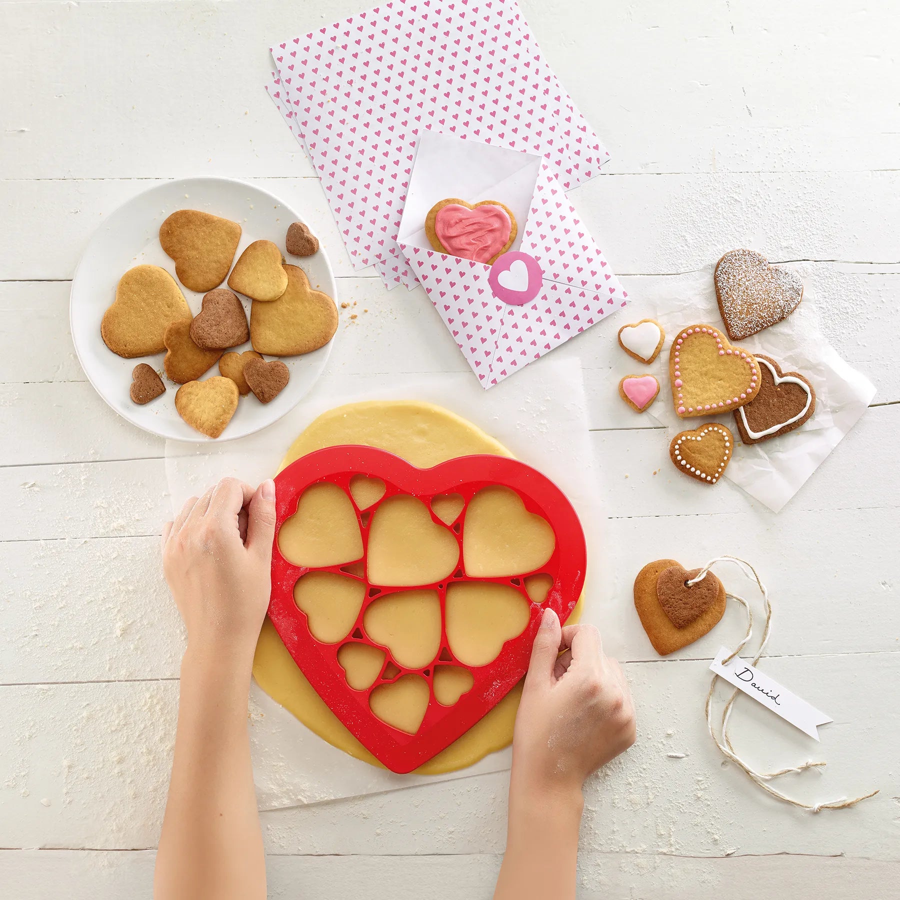 Emporte pièce biscuits Coeur - Lékué - Emporte-pièce - - La Guilde Culinaire