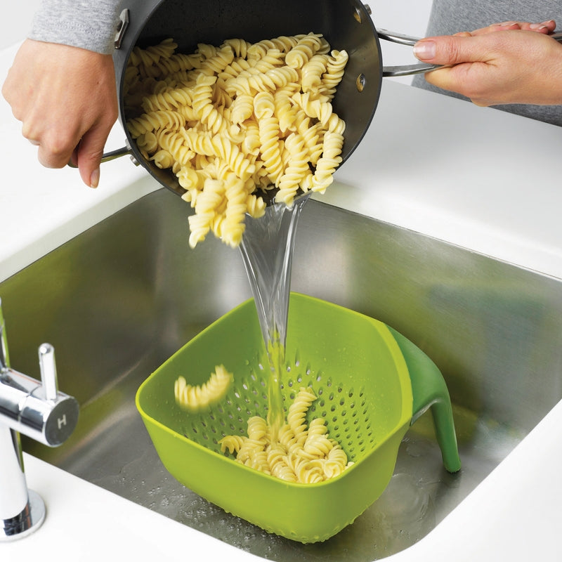 Passoire carrée - Joseph Joseph - Passoire et écumoire - - La Guilde Culinaire