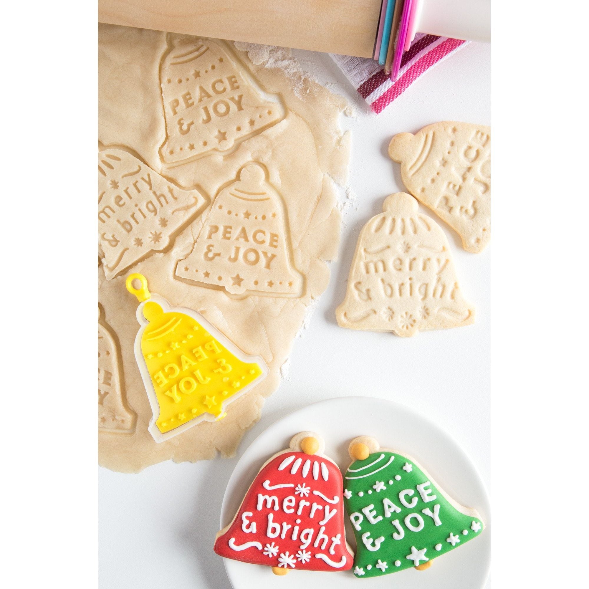 Cloche de Noël Emporte-pièces 3-en-1 - Fox Run - Emporte-pièce - - La Guilde Culinaire